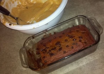 Batter with cooked pumpkin and date loaf.