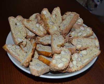A plate of my cantucci cookies2