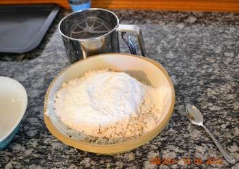 Mixing dry ingredients together for the oat bars.