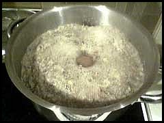 boiling wort for brewing beer