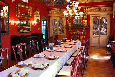 A dining room in a Victorian country home